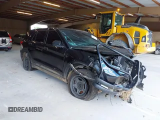 2021 Ford Police Interceptor Utility z VIN 1FM5K8AB8MGB61624, wystawiony jako IAAI lot #42162652 z przebiegiem 100 231 mil mil oraz . Historia ofert i sprzedaży dostępna na DreamBid. Obrazek 1.