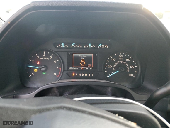 2019 Ford F-150 XL with VIN 1FTMF1CB1KKE30310, listed as a Copart auction lot 83669334 with 32,120 mi miles and Salvage Title. Bid and sale history available at carsss.com. Image 9.