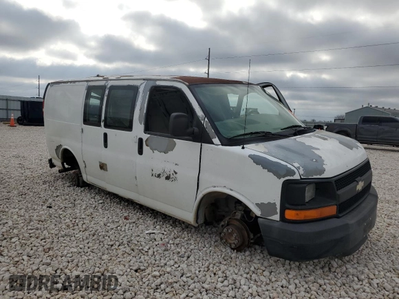 2008 Chevrolet Express Cargo Van with VIN 1GCGG25C881138805, listed as a Copart auction lot 46987615 with 0 mi miles and Non Repairable. Bid and sale history available at carsss.com. Image 4.