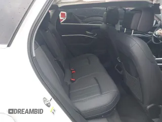 2023 Audi e-tron Premium Plus z VIN WA1LAAGE8PB006137, wystawiony jako IAAI lot #41974875 z przebiegiem 21 728 mil mil oraz . Historia ofert i sprzedaży dostępna na DreamBid. Obrazek 8.