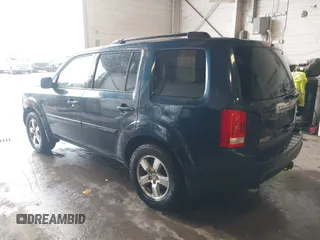 2011 Honda Pilot EX-L with VIN 5FNYF4H66BB020176, listed as a IAAI auction lot 41973659 with 238,745 mi miles and . Bid and sale history available at carsss.com. Image 3.