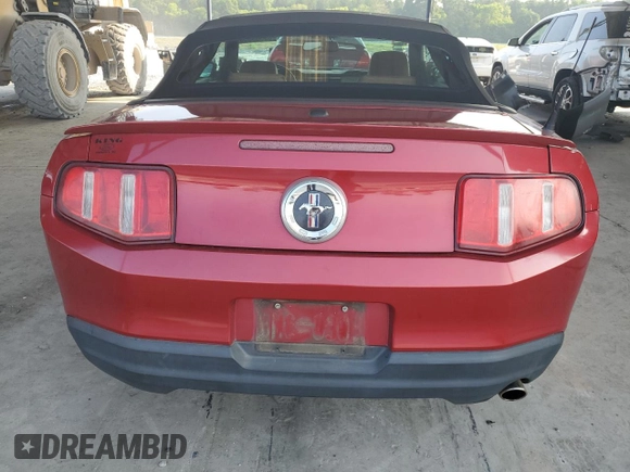 2010 Ford Mustang V6 с VIN 1ZVBP8ENXA5102544, выставлен на аукционе Copart как лот 59589355 с пробегом 165 054 миль миль и Чистый • Clean title. История ставок и продаж доступна на DreamBid. Изображение 6.
