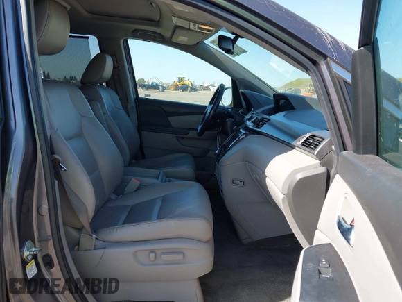 2015 Honda Odyssey Touring Elite с VIN 5FNRL5H93FB056183, выставлен на аукционе IAAI как лот 42073205 с пробегом 119 874 миль миль и . История ставок и продаж доступна на DreamBid. Изображение 5.