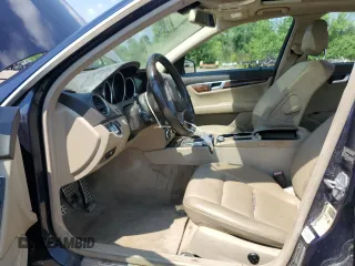 2012 Mercedes-Benz C 300 Sport с VIN WDDGF8BB7CR230330, выставлен на аукционе Copart как лот 62830105 с пробегом 104 116 миль миль и Чистый • Clean title. История ставок и продаж доступна на DreamBid. Изображение 7.