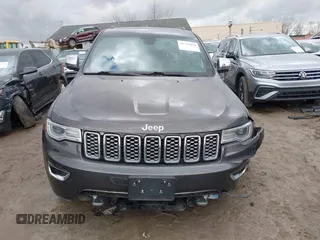 2018 Jeep Grand Cherokee High Altitude with VIN 1C4RJFCG5JC449092, listed as a IAAI auction lot 41723024 with 104,545 mi miles. Bid and sale history available at carsss.com. Image 13.