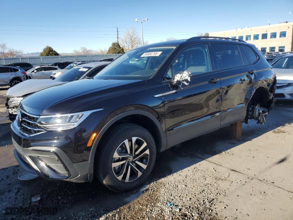2024 Volkswagen Tiguan S with VIN 3VVFB7AX8RM126322, listed as a Copart auction lot 88884795 with 1,162 mi miles and Salvage Title. Bid and sale history available at carsss.com. Image 1.