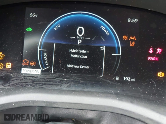 2025 Toyota Camry LE z VIN 4T1DBADK7SU513802, wystawiony jako IAAI lot #42259217 z przebiegiem 27 379 mil mil oraz . Historia ofert i sprzedaży dostępna na DreamBid. Obrazek 7.