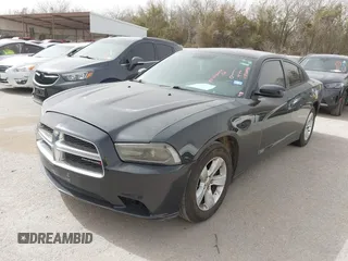 2013 Dodge Charger SE z VIN 2C3CDXBG8DH613669, wystawiony jako IAAI lot #41810048 z przebiegiem 194 428 mil mil oraz . Historia ofert i sprzedaży dostępna na DreamBid. Obrazek 2.
