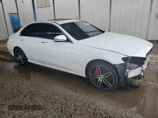 2017 Mercedes-Benz E 300 Luxury with VIN WDDZF4JBXHA108666, listed as a Copart auction lot 60083615 with 84,705 mi miles and Salvage title. Bid and sale history available at DreamBid. Image 4.