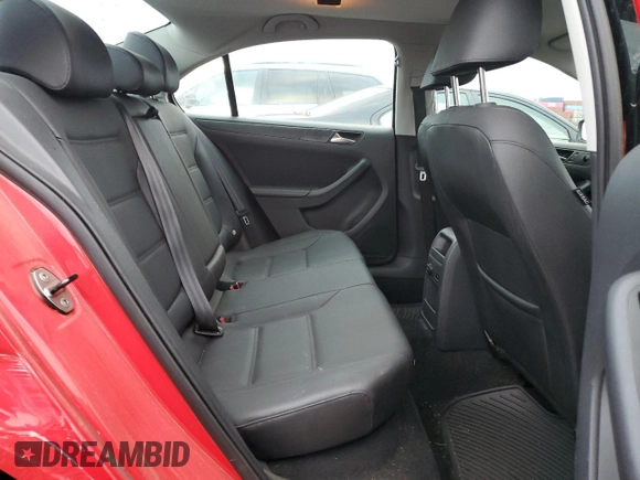 2011 Volkswagen Jetta SE with VIN 3VWDZ7AJ2BM362108, listed as a Copart auction lot 82334824 with 39,617 mi miles and Salvage title. Bid and sale history available at DreamBid. Image 10.