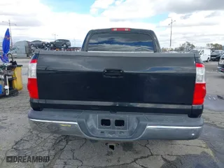 2005 Toyota Tundra SR5 with VIN 5TBET34185S475717, listed as a IAAI auction lot 41755564 with 237,629 mi miles. Bid and sale history available at carsss.com. Image 17.