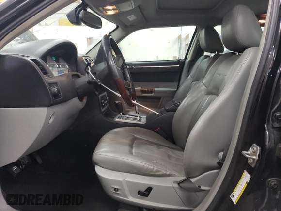 2007 Chrysler 300 C with VIN 2C3LK63H67H719887, listed as a Copart auction lot 46156935 with 191,382 mi miles and Salvage Title. Bid and sale history available at DreamBid. Image 7.