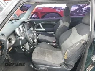 2005 MINI Hardtop S с VIN WMWRE33455TD92892, выставлен на аукционе Copart как лот 47992575 с пробегом 254 016 миль миль и Чистый • Clean title. История ставок и продаж доступна на DreamBid. Изображение 7.