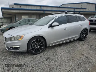 2016 Volvo V60 T5 Drive-E Premier with VIN YV140MEKXG1315485, listed as a Copart auction lot 85911904 with 110,872 mi miles and Salvage Title. Bid and sale history available at carsss.com. Image 1.