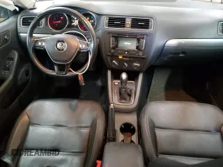 2015 Volkswagen Jetta SE with VIN 3VWD17AJ8FM229267, listed as a Copart auction lot 52338745 with 99,715 mi miles and Non repairable. Bid and sale history available at DreamBid. Image 8.