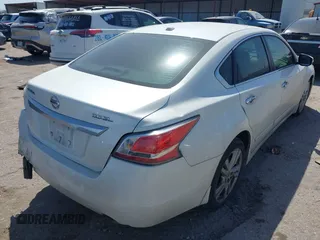 2014 Nissan Altima SL with VIN 1N4BL3AP6EC421665, listed as a IAAI auction lot 41858814 with 199,040 mi miles and . Bid and sale history available at DreamBid. Image 4.