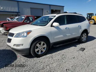 2012 Chevrolet Traverse 1LT z VIN 1GNKVGED0CJ207833, wystawiony jako Copart lot #58083155 z przebiegiem 120 058 mil mil oraz Szkoda całkowita • Salvage title. Historia ofert i sprzedaży dostępna na DreamBid. Obrazek 1.
