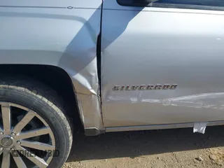 2018 Chevrolet Silverado 1500 Work Truck with VIN 1GCRCNEC6JZ377752, listed as a IAAI auction lot 40905522 with 128,897 mi miles. Bid and sale history available at carsss.com. Image 20.