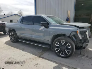 2024 GMC Sierra 1500 with VIN 1GT401EL2RU401324, listed as a Copart auction lot 49891285 with 2,034 mi miles and Salvage Title. Bid and sale history available at DreamBid. Image 4.