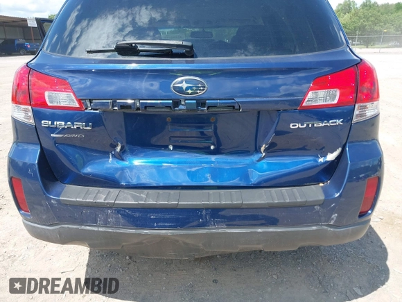 2010 Subaru Outback Premium All-Weather Anniversary z VIN 4S4BRCCC8A3313587, wystawiony jako IAAI lot #42202284 z przebiegiem 131 123 mil mil oraz . Historia ofert i sprzedaży dostępna na DreamBid. Obrazek 6.
