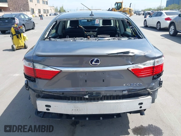 2013 Lexus ES 300h Hybrid with VIN JTHBW1GG6D2023923, listed as a IAAI auction lot 42099648 with 226,437 mi miles. Bid and sale history available at carsss.com. Image 6.