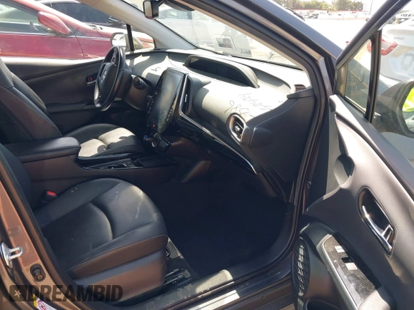 2021 Toyota Prius LE with VIN JTDKAMFP3M3167586, listed as a IAAI auction lot 39672661 with 42,050 mi miles and . Bid and sale history available at DreamBid. Image 5.