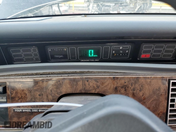1991 Buick Regal with VIN 2G4WB14L2M1807172, listed as a Copart auction lot 68718244 with 92,450 mi miles and Salvage Title. Bid and sale history available at DreamBid. Image 9.