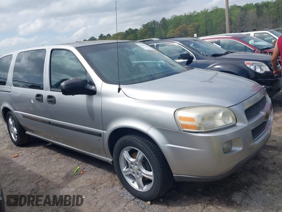 2008 Chevrolet Uplander LS with VIN 1GNDV231X8D115249, listed as a IAAI auction lot 41934610 with 120,569 mi miles. Bid and sale history available at carsss.com. Image 1.