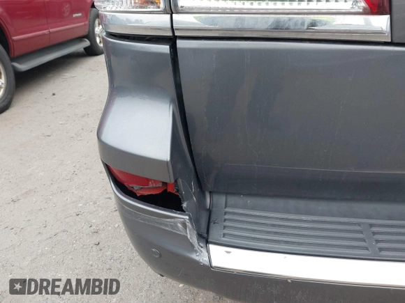 2014 Lexus LX 570 with VIN JTJHY7AX6E4137344, listed as a IAAI auction lot 41260948 with 108,777 mi miles and . Bid and sale history available at DreamBid. Image 18.
