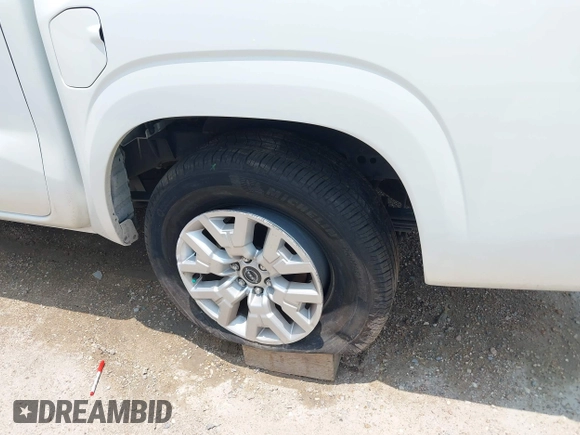 2024 Nissan Frontier SL с VIN 1N6ED1EJ0RN650784, выставлен на аукционе IAAI как лот 42399593 с пробегом 8 199 миль миль и . История ставок и продаж доступна на DreamBid. Изображение 19.