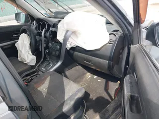2008 Suzuki Grand Vitara z VIN JS3TE941684102009, wystawiony jako IAAI lot #42278315 z przebiegiem 198 484 mil mil oraz . Historia ofert i sprzedaży dostępna na DreamBid. Obrazek 5.