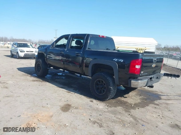 2007 Chevrolet Silverado 1500 LT w/1LT with VIN 2GCEK13C371608346, listed as a IAAI auction lot 41417978 with 171,167 mi miles. Bid and sale history available at carsss.com. Image 3.