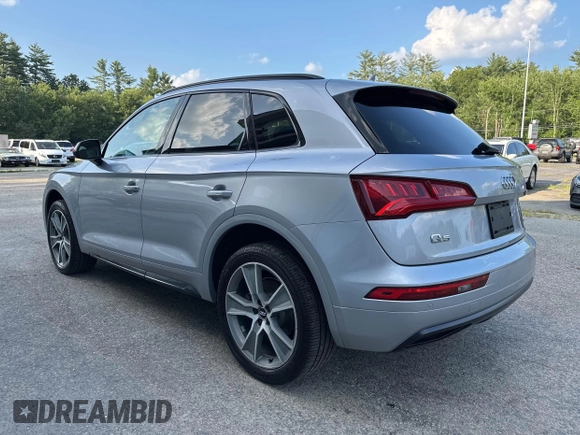 2020 Audi Q5 Premium Plus z VIN WA1BNAFY9L2003365, wystawiony jako IAAI lot #42761355 z przebiegiem 137 371 mil mil oraz . Historia ofert i sprzedaży dostępna na DreamBid. Obrazek 3.