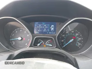 2014 Ford Focus SE with VIN 1FADP3F24EL416510, listed as a IAAI auction lot 41911464 with 186,153 mi miles. Bid and sale history available at carsss.com. Image 7.
