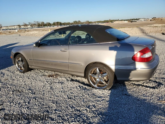2007 Mercedes-Benz CLK 350 with VIN WDBTK56G47T074702, listed as a Copart auction lot 82407784 with Not Provided miles and Non Repairable. Bid and sale history available at DreamBid. Image 2.