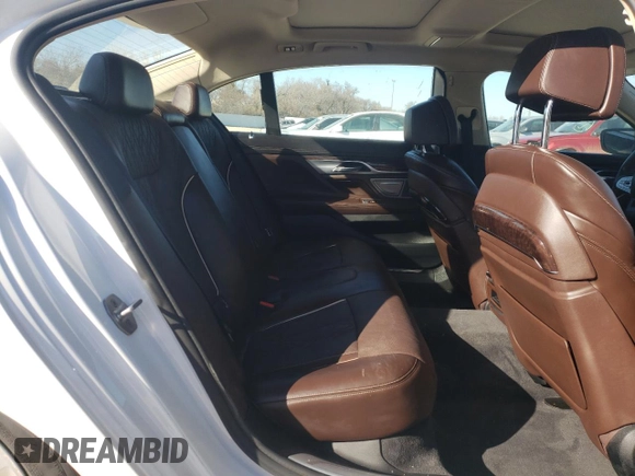 2016 BMW 7 Series 750i xDrive with VIN WBA7F2C56GG416570, listed as a Copart auction lot 41170543 with 72,070 mi miles. Bid and sale history available at carsss.com. Image 10.