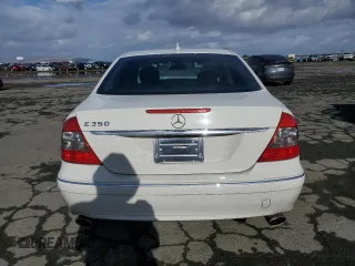 2007 Mercedes-Benz E-Class 3.5L with VIN WDBUF56X47B084760, listed as a Copart auction lot 84942024 with 117,213 mi miles and Salvage Title. Bid and sale history available at carsss.com. Image 6.