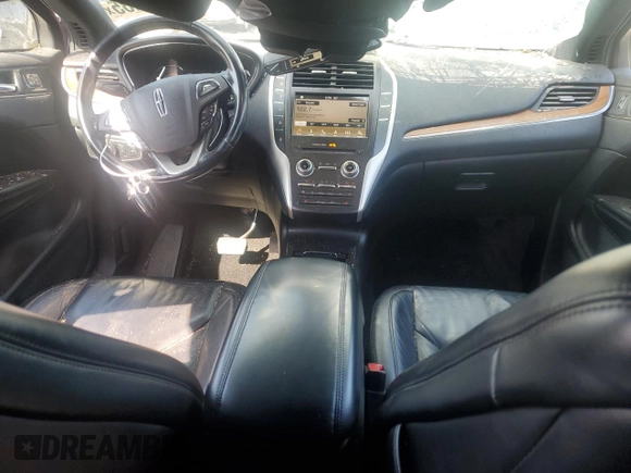 2019 Lincoln MKC Select with VIN 5LMCJ2D93KUL03390, listed as a Copart auction lot 49171235 with 63,417 mi miles and Salvage title. Bid and sale history available at DreamBid. Image 8.