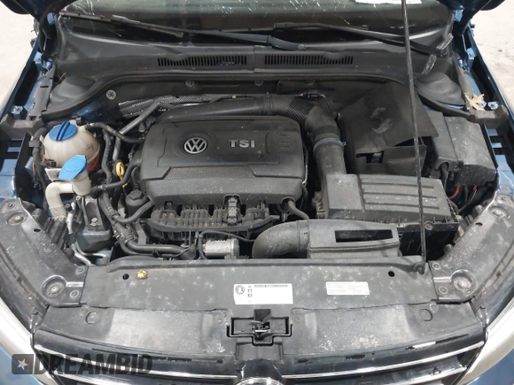 2015 Volkswagen Jetta SE z VIN 3VWD07AJ2FM315225, wystawiony jako IAAI lot #41929278 z przebiegiem 127 240 mil mil oraz . Historia ofert i sprzedaży dostępna na DreamBid. Obrazek 10.