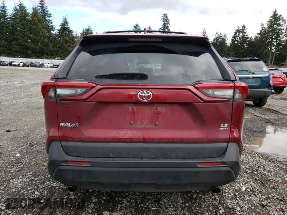 2021 Toyota RAV4 LE with VIN 2T3G1RFVXMW152811, listed as a Copart auction lot 45345095 with 66,871 mi miles and Salvage Title. Bid and sale history available at carsss.com. Image 6.