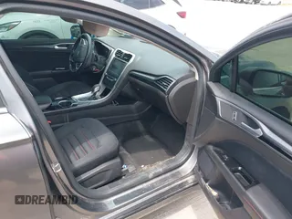 2013 Ford Fusion SE Hybrid с VIN 3FA6P0LU1DR267258, выставлен на аукционе IAAI как лот 42675187 с пробегом 184 121 миль миль и . История ставок и продаж доступна на DreamBid. Изображение 5.