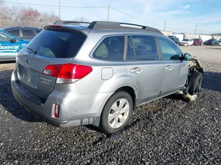 2011 Subaru Outback 2.5i Prem AWP with VIN 4S4BRBCC4B3310889, listed as a IAAI auction lot 41832441 with 209,667 mi miles. Bid and sale history available at carsss.com. Image 4.