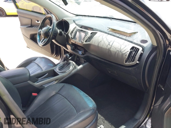 2014 Kia Sportage SX with VIN KNDPC3A66E7585269, listed as a IAAI auction lot 42423325 with 173,517 mi miles and . Bid and sale history available at DreamBid. Image 5.