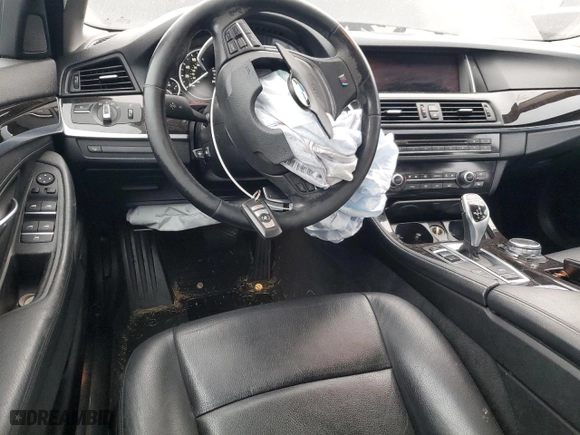 2016 BMW 5 Series 528i xDrive with VIN WBA5A7C54GG147505, listed as a Copart auction lot 42620125 with 111,437 mi miles and Salvage Title. Bid and sale history available at carsss.com. Image 8.