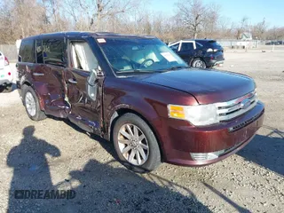 2010 Ford Flex SEL with VIN 2FMGK5CC8ABA43041, listed as a IAAI auction lot 41825160 with 195,104 mi miles. Bid and sale history available at carsss.com. Image 1.