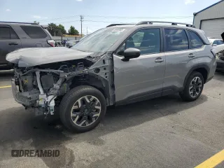 2025 Subaru Forester Premium z VIN JF2SLDBC0SH473465, wystawiony jako Copart lot #60060965 z przebiegiem 4 587 mil mil oraz Szkoda całkowita • Salvage title. Historia ofert i sprzedaży dostępna na DreamBid. Obrazek 1.