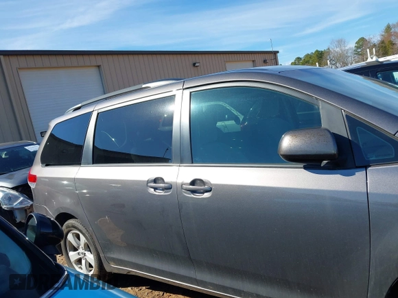 2014 Toyota Sienna LE AAS with VIN 5TDKK3DC9ES426654, listed as a IAAI auction lot 41592601 with Not Provided miles and . Bid and sale history available at DreamBid. Image 13.
