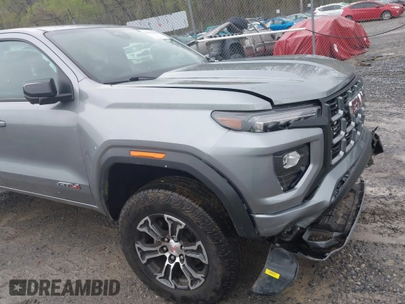 2024 GMC Canyon 4WD AT4 with VIN 1GTP6DEKXR1143138, listed as a IAAI auction lot 41952154 with 26,062 mi miles. Bid and sale history available at carsss.com. Image 19.