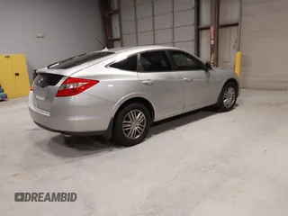2012 Honda Crosstour EX-L with VIN 5J6TF3H55CL004720, listed as a IAAI auction lot 41846284 with 121,084 mi miles. Bid and sale history available at carsss.com. Image 4.