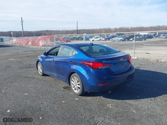 2016 Hyundai Elantra SE with VIN 5NPDH4AE1GH720562, listed as a IAAI auction lot 41723971 with 82,573 mi miles. Bid and sale history available at carsss.com. Image 3.